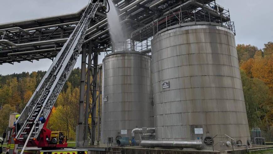 Großübung „Gefahrgut + MANV 2025“ bei Mercer Rosenthal GmbH